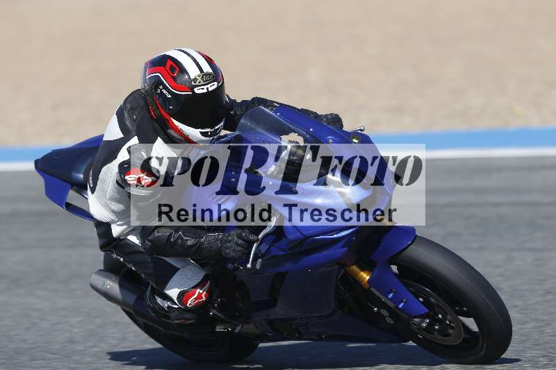 /Archiv-2024/01 26.-28.01.2024 Moto Center Thun Jerez/Gruppe gruen-green/76